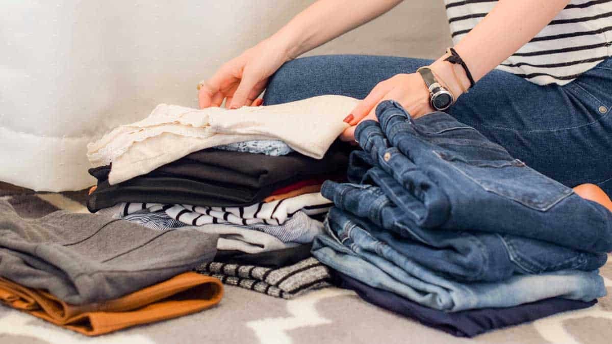 woman-folding-clothes-laundry